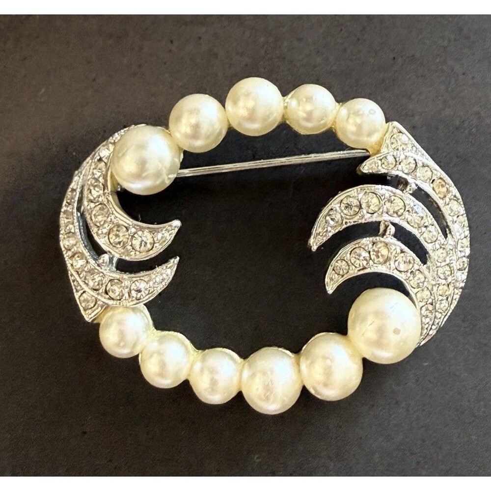 Antique Rhinestone Faux Pearl Oval Wreath Brooch Pin Estate Wedding Jewelry
